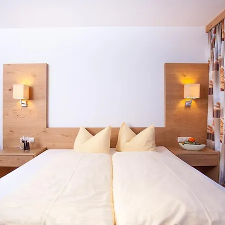 Alpenblick Guest house 3*