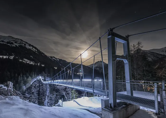 Alpenblick 招待所 3*